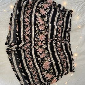 American Eagle Flowy Shorts